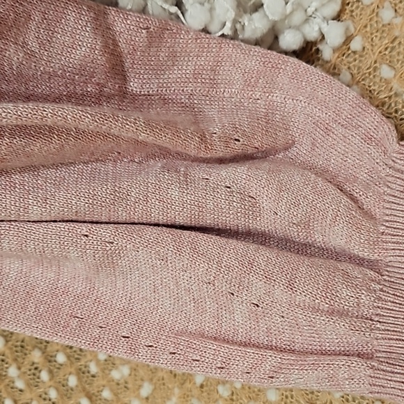 A Pea In The Pod Maternity Sweater - Picture 7 of 14